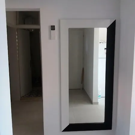 Lola App In Center, 4+1 Pax Appartement *
