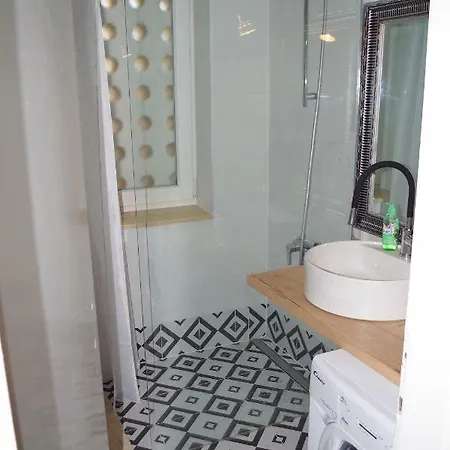 Lola App In City Center, 4+1 Pax Apartman Póla