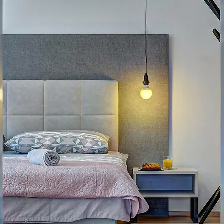 Appartement Lola App In Center, 4+1 Pax